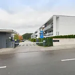 Rivus With Parking In By Renters Gdynia