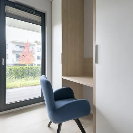 Rivus With Parking In By Renters דירה *