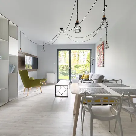 Rivus With Parking In By Renters דירה גדינייה