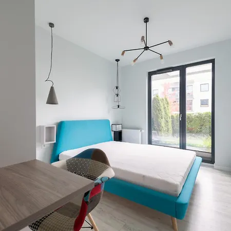 Rivus With Parking In By Renters דירה גדינייה