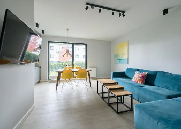 Rivus With Parking In By Renters شقة *