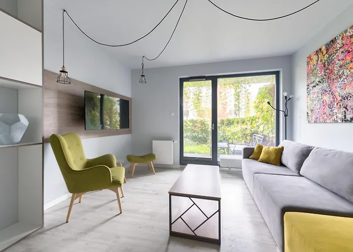 Rivus With Parking In By Renters شقة غدينيا